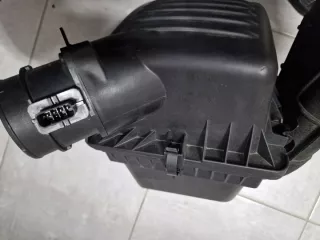 68199048AA 68084276AA, 68084277AA Корпус воздушного фильтра Jeep Grand Cherokee IV (WK2) Арт e8962775, вид 2