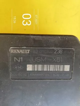 8201044238-A Блок предохранителей Renault Kangoo 2 Арт e8974346, вид 3