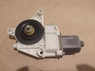 2007-2011 A2048200242 13839697711 Моторчик стеклоподъемника Mercedes E C207 Арт e9004953, вид 1
