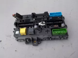 13181278 Блок предохранителей Opel Astra H Арт e9011932, вид 1