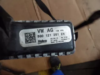 5Q0121251EN Радиатор (основной) Audi A3 8V Арт e9030173, вид 3