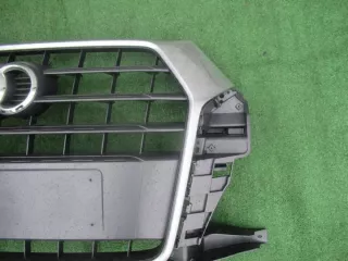 8U0853653M 8U0853653N 8U0853653R Решетка радиатора Audi Q3 1 Арт e9071585, вид 4