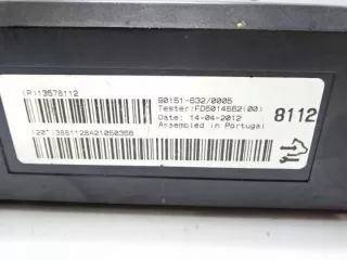 13578112 38112822105035 901516320005 Блок комфорта Opel Astra J Арт e9094275, вид 3