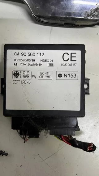 16250009 Блок управления двигателем Opel Zafira A Арт e9129211, вид 2