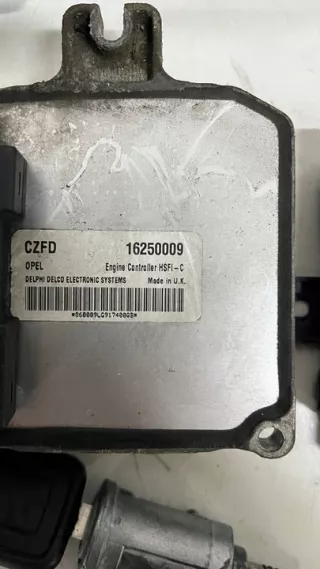 16250009 Блок управления двигателем Opel Zafira A Арт e9129211, вид 3