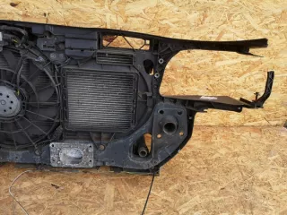  Передняя панель крепления облицовки (телевизор) Audi A4 B7 Арт e9131390, вид 5