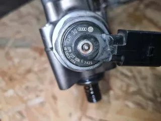 079127026C 079127025C Насос топливный Audi A6 C6 (S6,RS6) Арт e9139356, вид 2