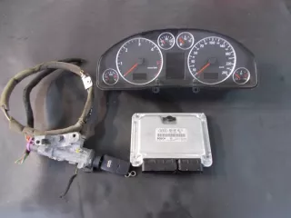 8E0907401M Блок управления двигателем Audi A6 C5 (S6,RS6) Арт e9236093, вид 1