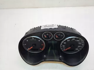 8P0920981F Щиток приборов (приборная панель) Audi A3 8P Арт e9242787, вид 4