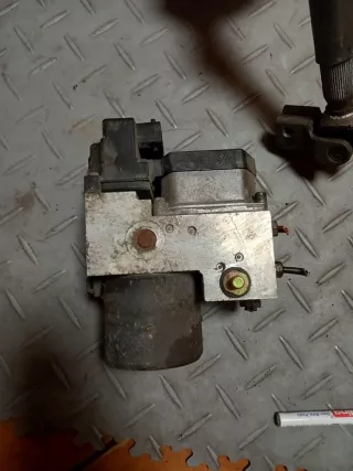 0265220636 0273004592 Блок ABS Opel Zafira A Арт e9246033, вид 1