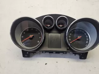 13374960 Щиток приборов (приборная панель) Opel Astra J Арт e9272812, вид 2