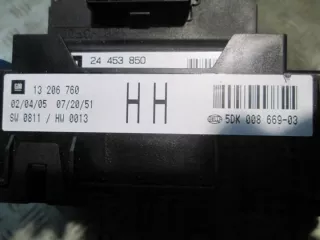 13206760 Блок предохранителей Opel Astra H Арт e9276476, вид 4