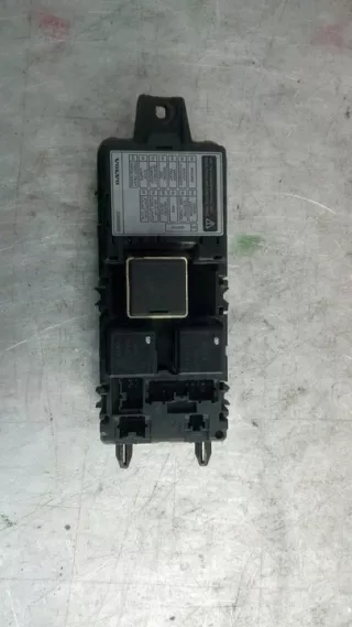 30889989 Блок предохранителей Volvo V40 1 Арт e9277231, вид 1