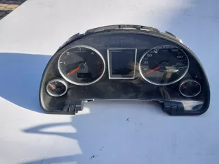  8E0920932K Щиток приборов (приборная панель) Audi A4 B7 Арт e9283508, вид 1