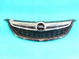 13300698 Решетка радиатора Opel Zafira C Арт e9289048, вид 1