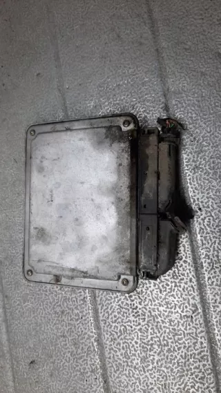 0281001670 90589736 Блок управления двигателем Opel Astra G Арт e9293358, вид 2