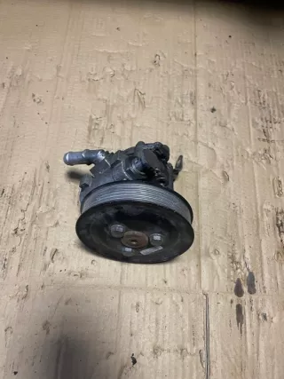 6780459 Насос гидроусилителя руля BMW 3 E90/E91/E92/E93 Арт e9313132, вид 1