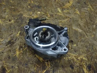 057145100AF Насос вакуумный Audi A4 B8 Арт e9316803, вид 2