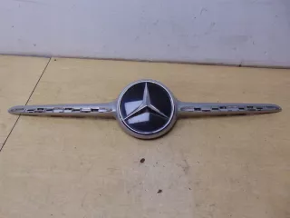 A0008880400 A1778880300 Решетка радиатора Mercedes A W177 Арт e9320687, вид 1