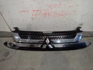  Решетка радиатора Mitsubishi Outlander 3 restailing Арт e9320854, вид 1