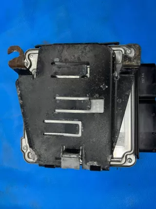03C906032Q 0261201768 03C906032C Блок управления двигателем Volkswagen Golf 5 Арт e9326814, вид 2