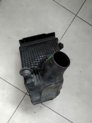 8200166612 8200261780 Корпус воздушного фильтра Renault Megane 2 Арт e9331097, вид 4