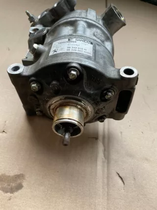 9834291080 Компрессор кондиционера Peugeot 308 2 Арт e9334607, вид 2