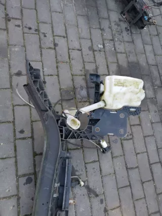 8200137495 Передняя панель крепления облицовки (телевизор) Renault Scenic 2 Арт e9360600, вид 6