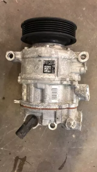 4M0816803 Компрессор кондиционера Audi A4 B9 Арт e9369424, вид 1