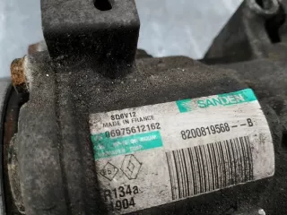 8200819568-B Компрессор кондиционера Renault Clio 3 Арт e9371201, вид 8