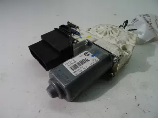 3C0959704B Моторчик стеклоподъемника Volkswagen Golf 6 Арт e9377616, вид 3