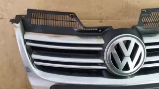 1K5853651 1K5853653C Решетка радиатора Volkswagen Golf 5 Арт e9377681, вид 4
