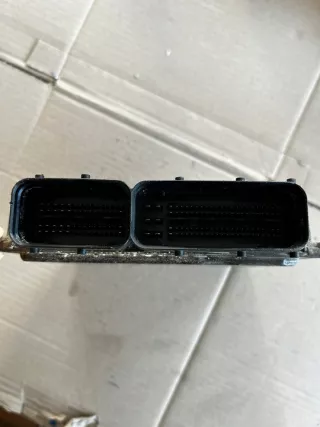 8E0910559K Блок управления двигателем Audi A4 B7 Арт e9400939, вид 3