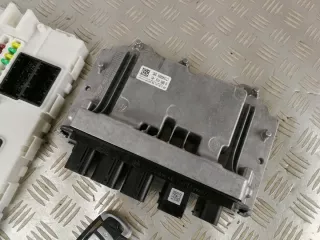 9895416 8709216 6896689483 Блок управления двигателем BMW 1 F20/F21 Арт e9401154, вид 3