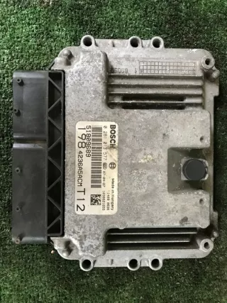 51809689 0281013577 Блок управления двигателем Fiat Bravo 2 Арт e9401437, вид 1