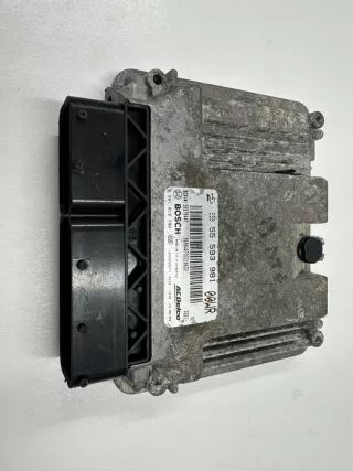 55593981 0281019798 Блок управления двигателем Opel Corsa D Арт e9402611, вид 1