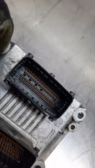 0261207961 55350549 Блок управления двигателем Opel Corsa C Арт e9402645, вид 3
