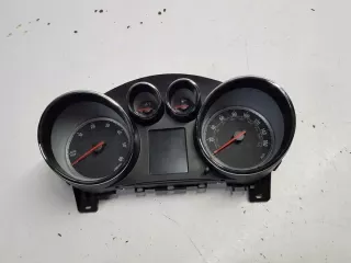 13374936 Щиток приборов (приборная панель) Opel Astra J Арт e9410065, вид 1
