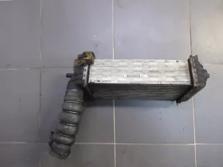 8V61-9L440-CC Интеркулер Ford C-max 2 Арт e9412249, вид 2