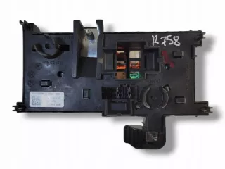 A2059068501 170833844 529881F08 Блок предохранителей Mercedes C W205 Арт e9412937, вид 2
