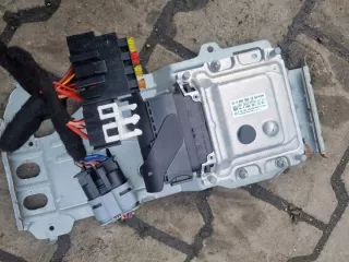 A0009001804 Блок управления двигателем Mercedes E C207 Арт e9422265, вид 1