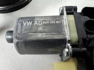 8W0959801 Моторчик стеклоподъемника Audi S4 B9 Арт e9443364, вид 2