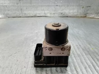 13157577 10096005103 Блок ABS Opel Astra H Арт e9454872, вид 1