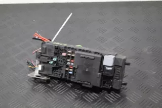 JPLA-14A073-BB Блок предохранителей Land Rover Discovery 5 Арт e9455347, вид 1