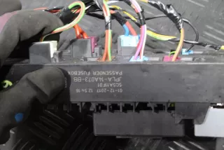 JPLA-14A073-BB Блок предохранителей Land Rover Discovery 5 Арт e9455347, вид 2
