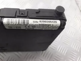 8200306435 Блок предохранителей Renault Scenic 2 Арт e9483677, вид 2