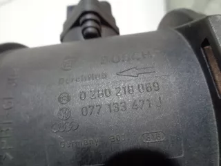 077133471J Расходомер воздуха Audi A8 D3 (S8) Арт e9485670, вид 3
