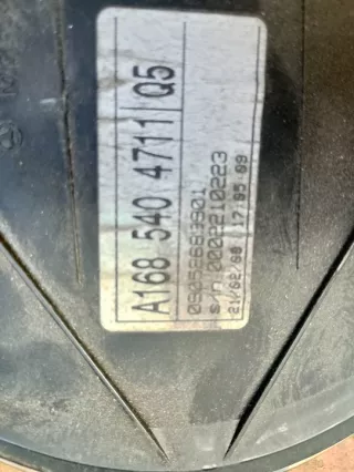 A1685404711 Щиток приборов (приборная панель) Mercedes A W168 Арт e9502667, вид 3