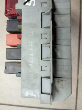 46778444 Блок предохранителей Fiat Punto 2 Арт e9506340, вид 3