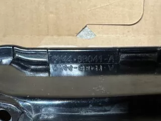  CV44-8B041-A Передняя панель крепления облицовки (телевизор) Ford Kuga 2 Арт e9523469, вид 11